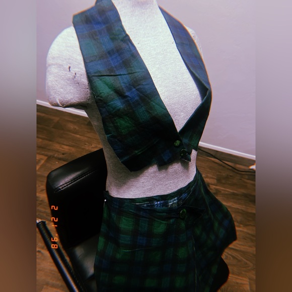 ~MS INSTRUCTOR ~ - Picture 2 of 2